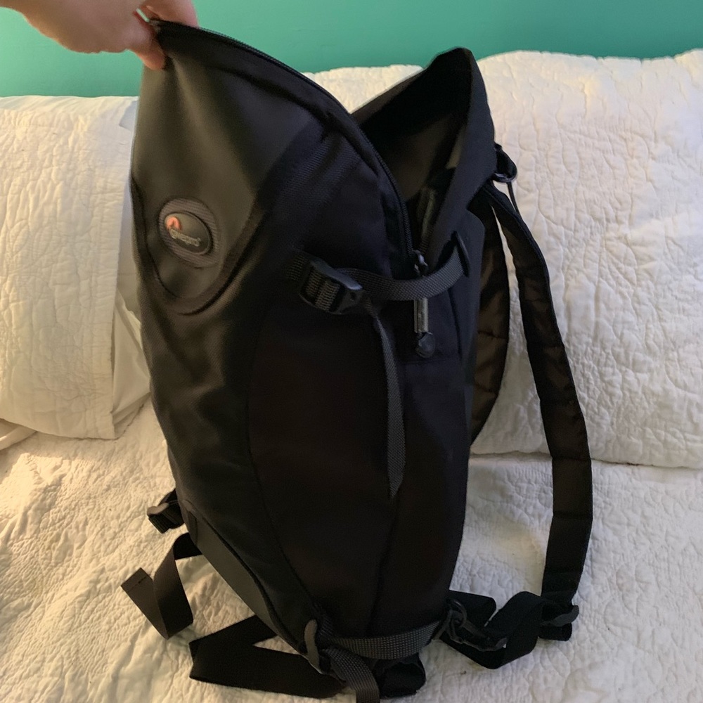 REI backpack - Picture 5 of 7